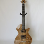 Micoud Guitares - Luthier - Valence - Alpha noyer