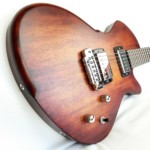 Micoud Guitares - Lutherie - Alpha Jr rootsburst